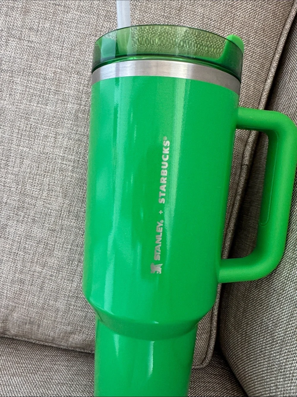 Stanley Bright Green Travel Tumbler with Handle and Straw - Picture 2 of 5